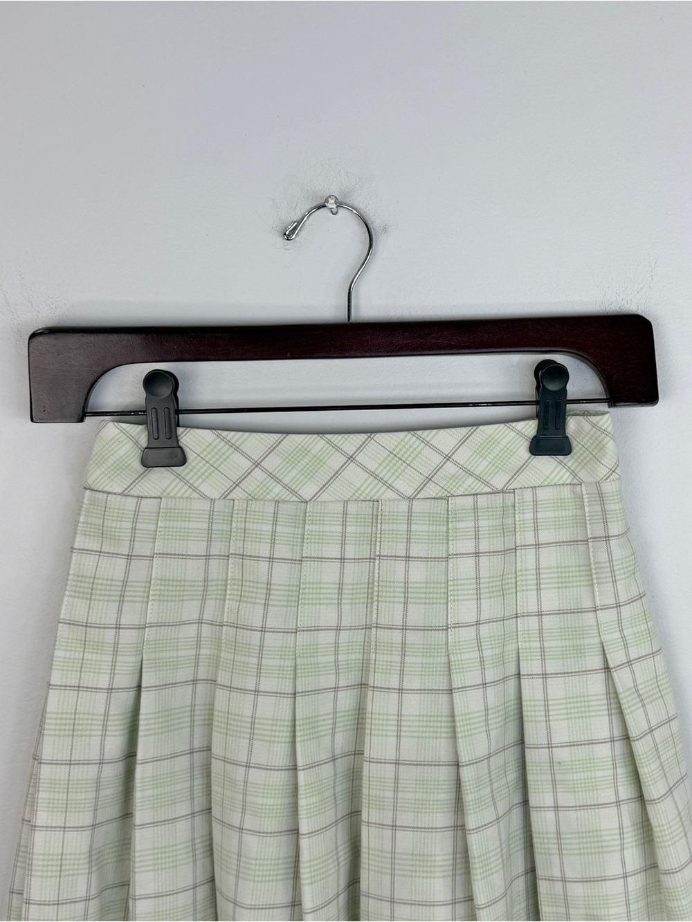 Aritzia Sunday Best OLIVE micro mini pleated skirt mint green ecru taupe 00 - Picture 7 of 14